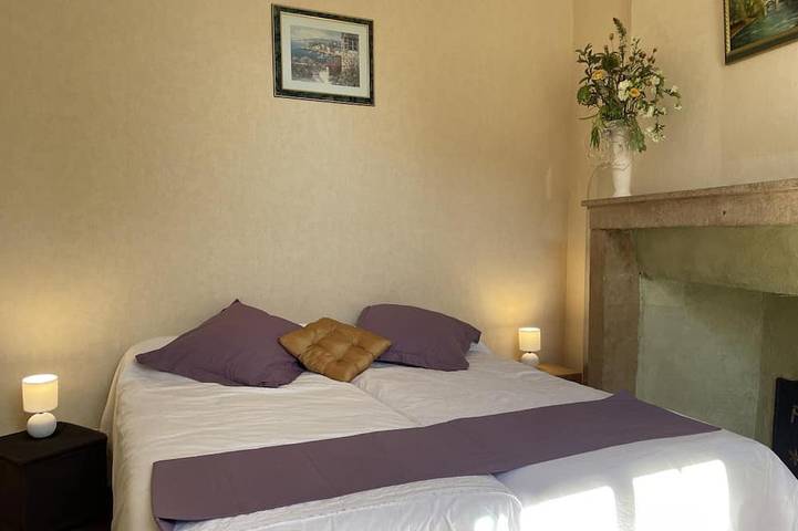 Gîte pour 12 personnes, avec balcon et jardin à Pierrefitte-sur-Loire - 2