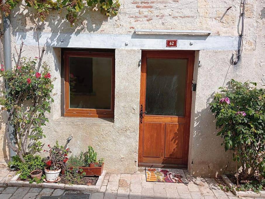 Maison de village avec superbe vue in Cuq, Région d'Agen