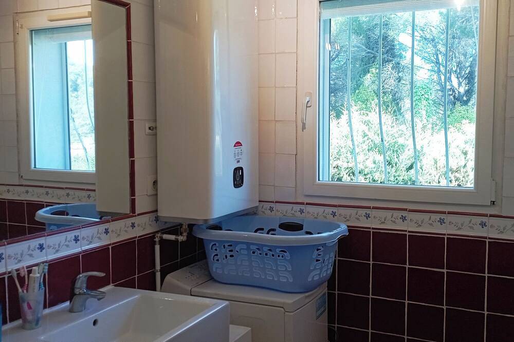 Apartamento entero, Upstairs Villa Air-Conditioned Pool Panoramic View 180° Hills And Village Class in Auribeau-sur-Siagne, Costa mediterránea (Francia)