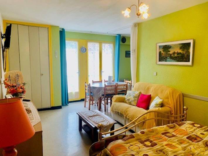 Ganzes Studio, Studio cosy avec parking, wifi, animaux acceptés, près des cures et du centre, 2 couchages, Amélie-les-Bains in Amélie-les-Bains-Palalda, Céret und Umgebung