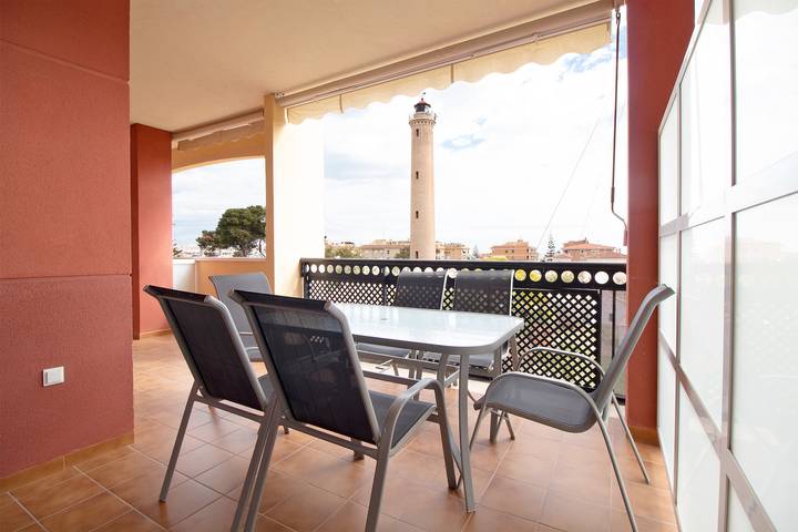 Apartamento para 4 personas, con terraza, Se admiten mascotas en Canet de Berenguer