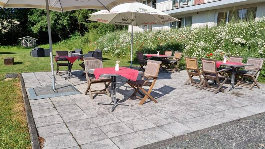 Hotel für 2 Personen, mit Balkon und Terrasse sowie Garten und Sauna in Kell am See - 3