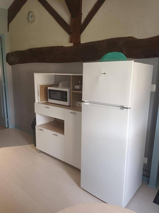 Gîte pour 2 personnes, avec Balcon ainsi que Terrasse et Jardin dans Grièges - 3