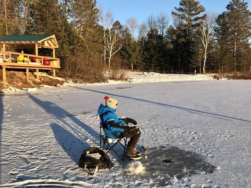 Serendipity Lodge - 200ft clear waterfront swimming! Zip Line, Hot Tub, Sauna! in Hastings Highlands, Ontario