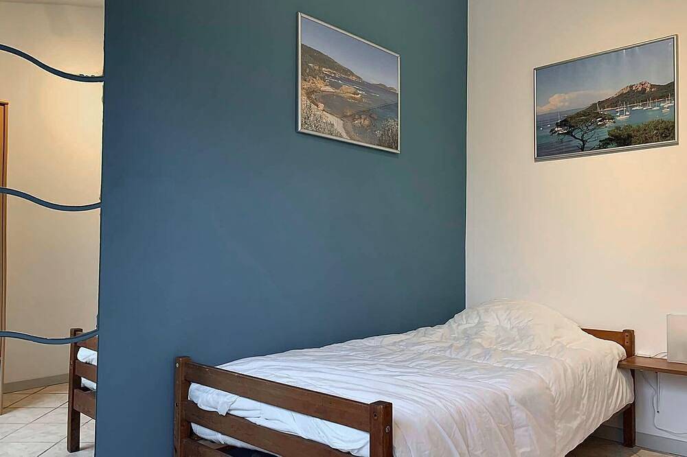 Lovely home in Besse sur Issole in Besse-sur-Issole, Brignoles region