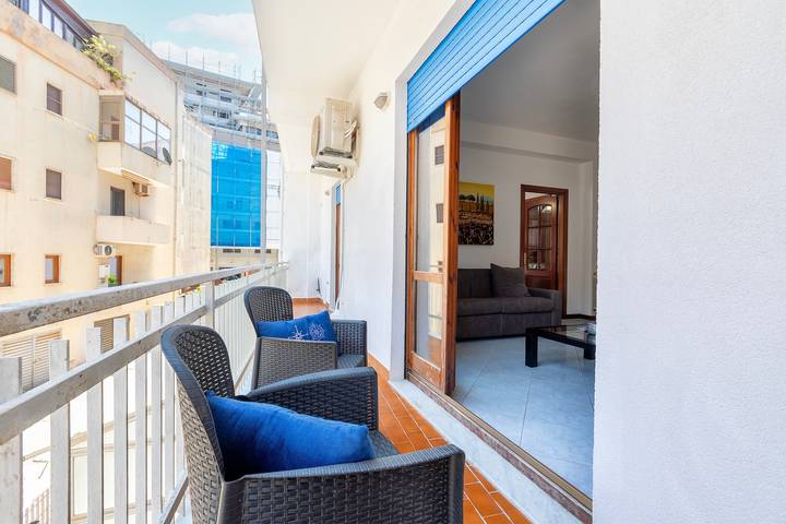 Location de vacances pour 4 personnes, avec Balcon à Alghero