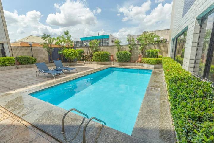 Pousadas para 2 pessoas, com terraço e jardim e ainda piscina, com animais de estimação em Teresina