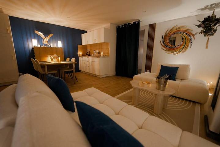 Chambre d’hôte pour 3 personnes, avec Jacuzzi ainsi que Terrasse et Jardin à Saint-Sébastien-sur-Loire