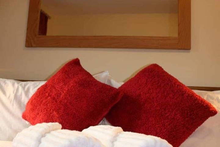 Ganze Wohnung, Neu renovierte Balkonwohnung mit toller Aussicht in Drumnadrochit, Highlands