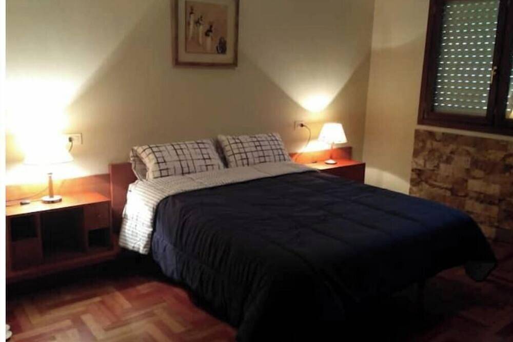 Heated Swimming Pool (all year round) 2 km Ñora beach, 9 Gijón- barbecue, fireplace in Quintueles, Villaviciosa