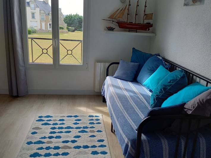 Gîte pour 4 personnes, avec piscine dans Kerjouanno - 3