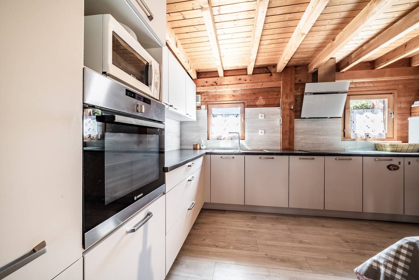 Chalet “6p Comfort – Le Grand Tétras”: Mountain View, Private Terrace & Wi-Fi in Verchaix, Bonneville region