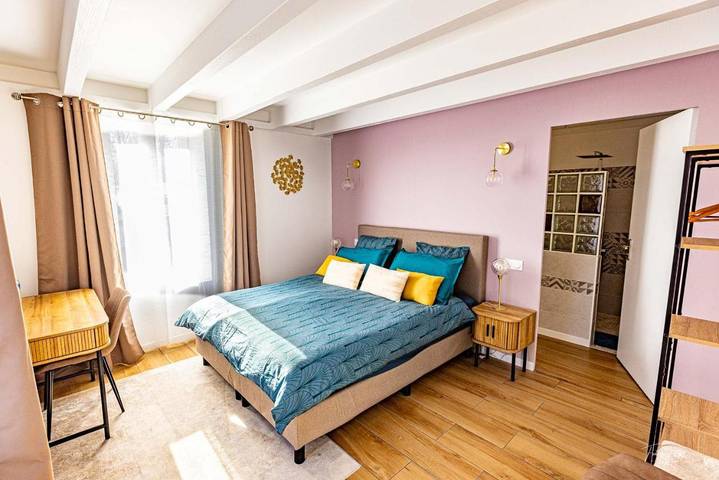 Location de vacances pour 2 personnes, avec jardin ainsi que terrasse et piscine à Mornac-sur-Seudre - 3