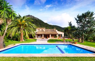 Villa in Torrent de la Vall d'en Marc, Pollença für 4 
