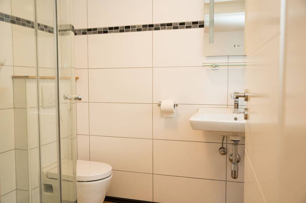 Wellness Ferienhaus direkt an der Sieg, \"Einfach Schön Am Wasserfall\" in Dattenfeld, Windeck