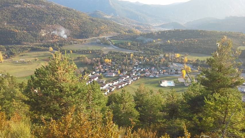 Chalet 'Castellane' avec vue montagne, piscine partagée et Wi-Fi in Castellane, Région Castellane