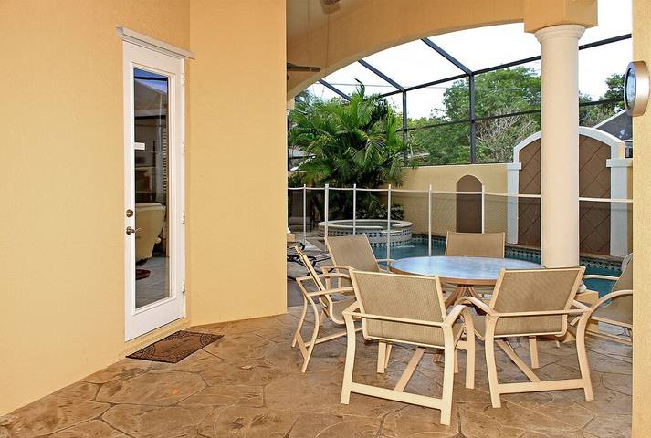 Vacation rental for 10 people, with hot tub and terrace in Southwest Florida