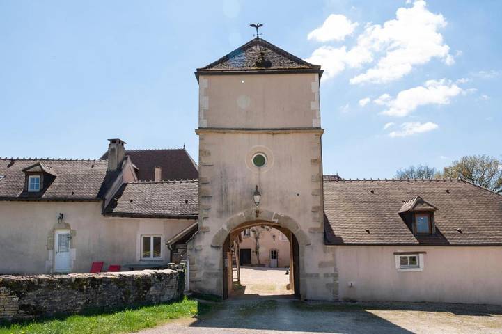 Gîte pour 2 personnes, avec sauna et piscine, animaux acceptés à Asquins