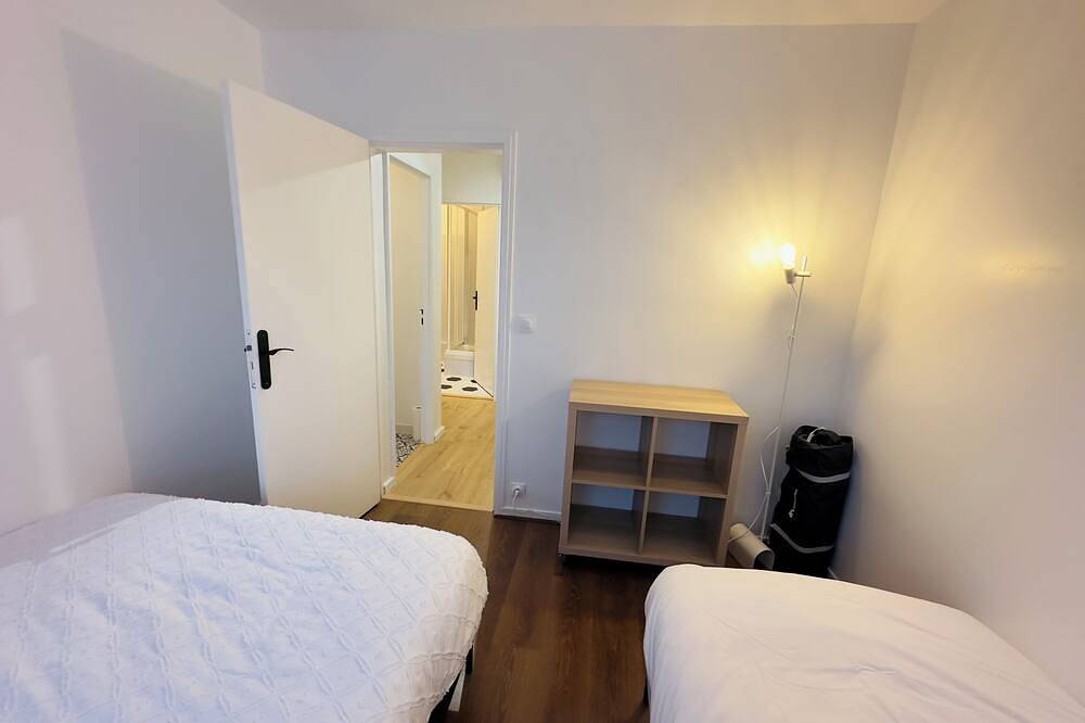 Entire apartment, Comfort and greenery: modern 2-room apartment with parking in Domont in Domont, Val-d'Oise