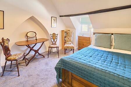 Host & Stay | St Radigunds House in Kent