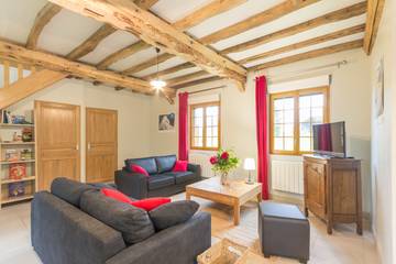 Casa Vacanza per 7 Persone in Val-de-Saâne, Senna Marittima, Foto 1