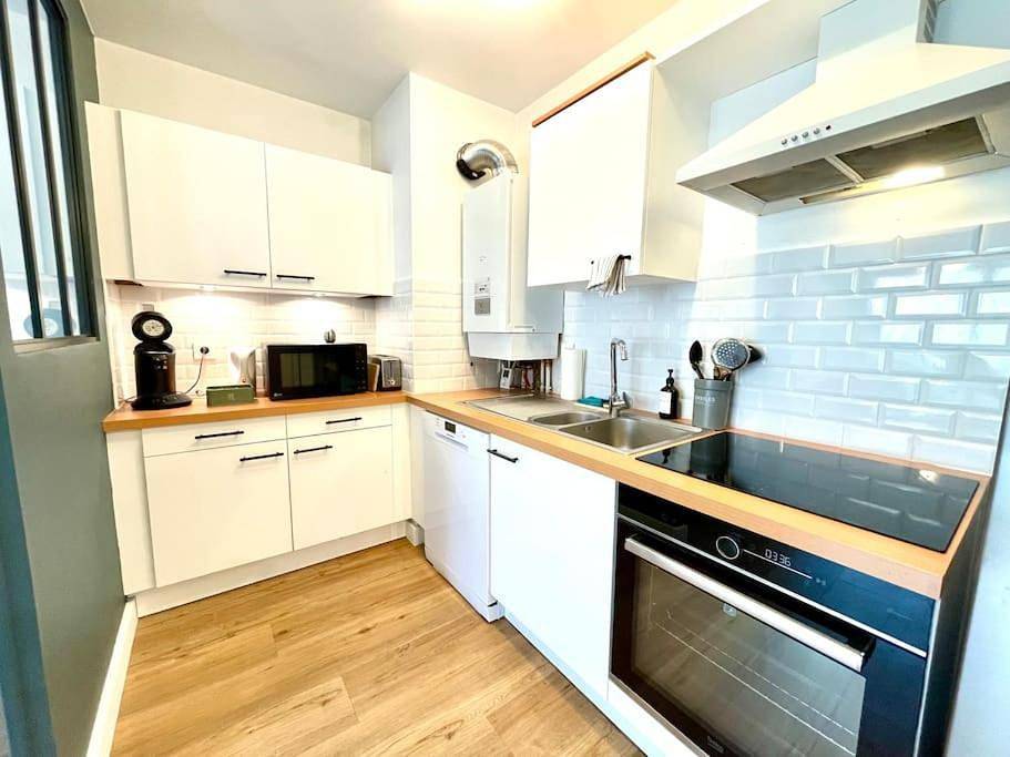 Appartement entier, Two-Bedroom Apartment in Saint-Genis-Pouilly, Gex