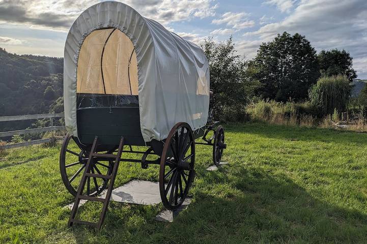 Camping pour 2 personnes, avec jardin en Haute-Loire