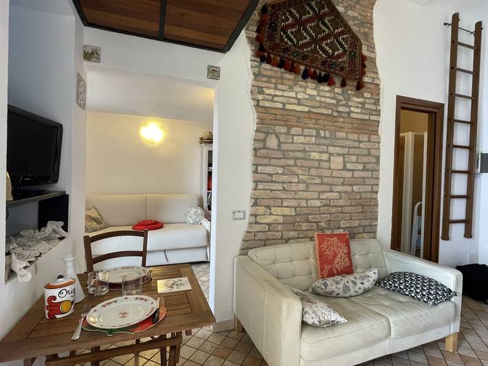 Ferienwohnung für 2 Personen, mit Balkon und Garten in Imperia - 3