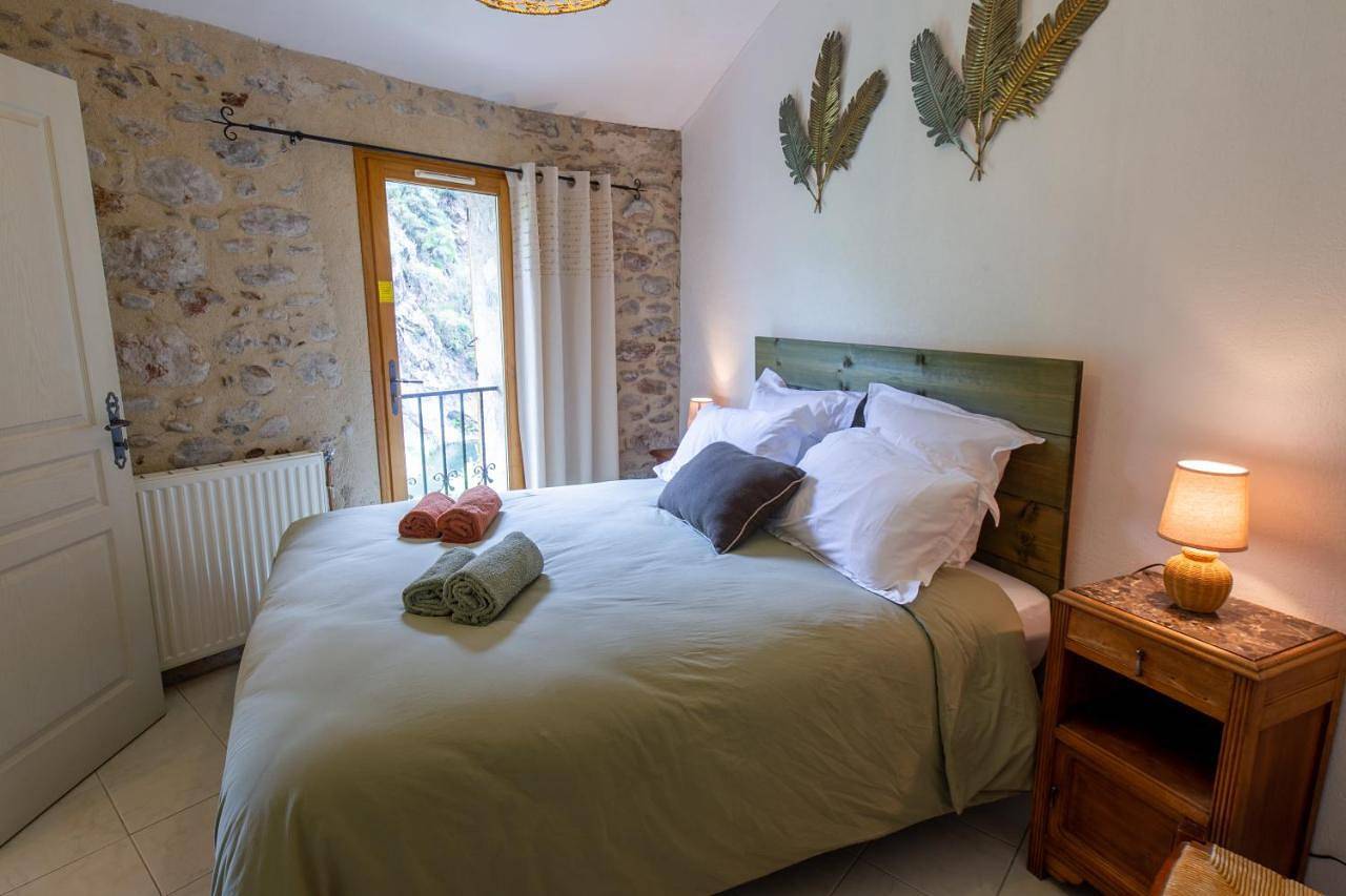Seven-Bedroom House in Olargues, Région de Béziers