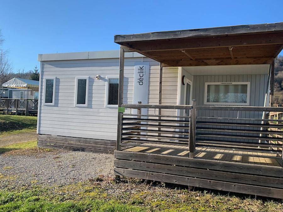 Camping Domaine de l'Epinette - Mobilheim 5 personen - Cottage Confort in Châtillon (Jura), Jura