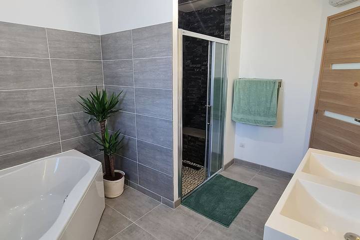 Le Cocon des Bois in Martigues, Mittelmeerküste (Frankreich)