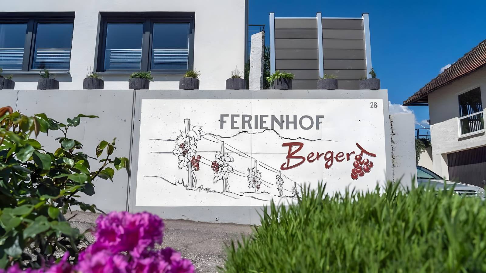 Zimmer '206' mit Gemeinschaftsgarten, Balkon und Wi-Fi in Hagnau am Bodensee, Region Bodensee-Oberschwaben