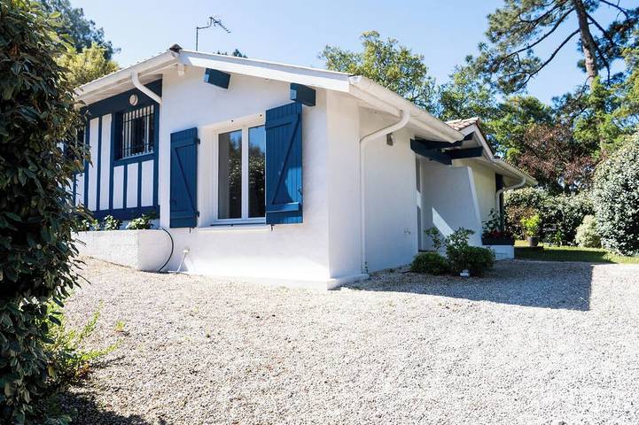Charmante Villa mit beheiztem Schwimmbad, in der Nähe des Ozeans und des Sees Hossegor in Seignosse Océan, Seignosse