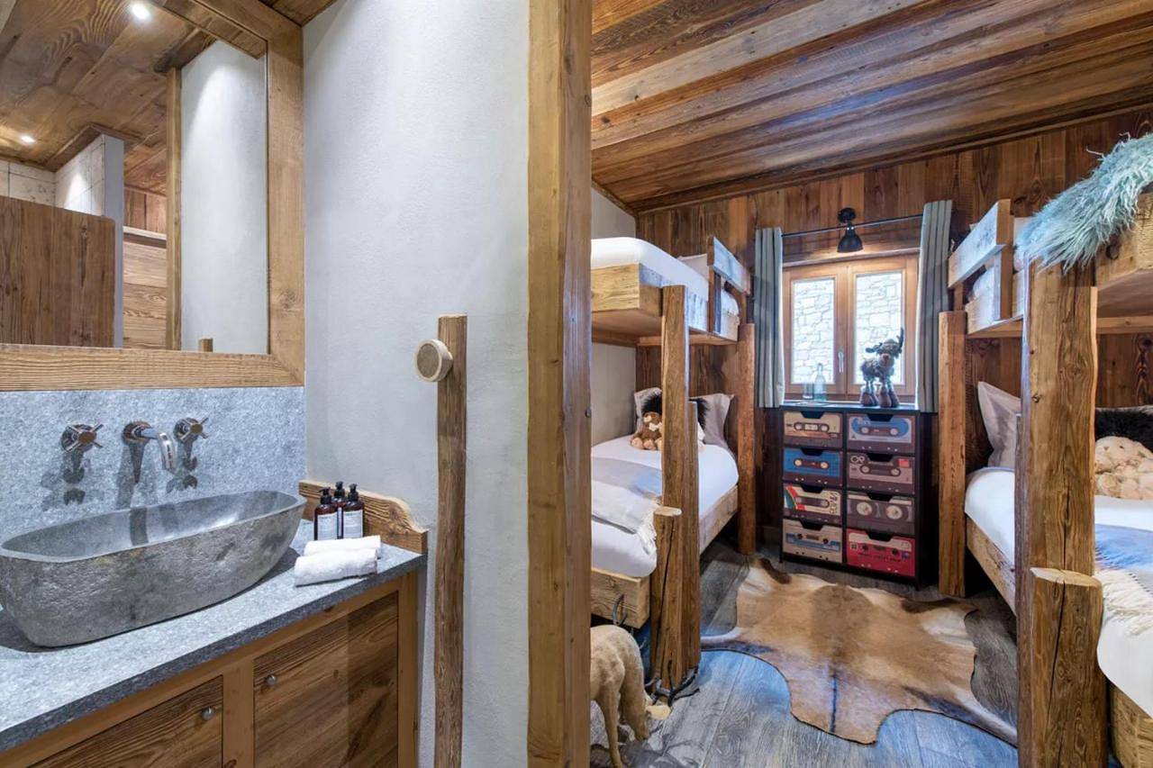 Six-Bedroom House in Courchevel 1850, Saint-Bon-Tarentaise