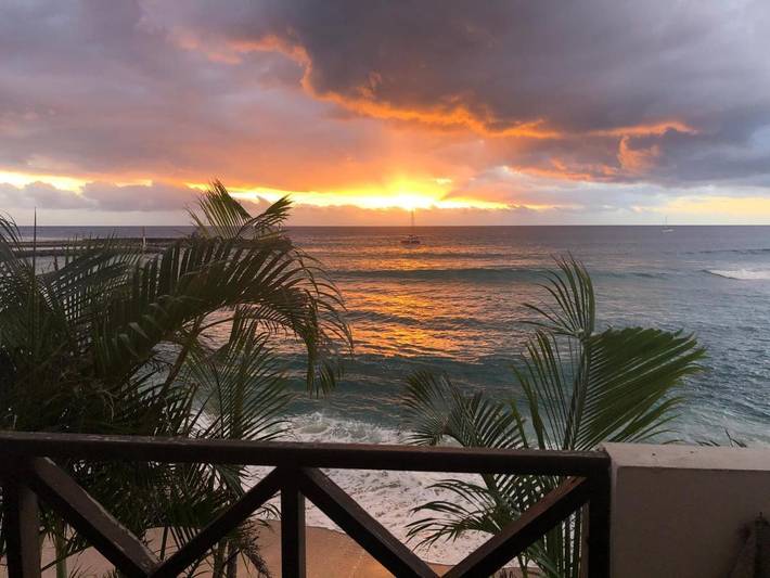 Gîte pour 4 personnes, avec vue et terrasse dans Saint-Gilles les Bains - 3