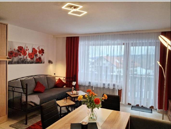 Ferienpark für 3 Personen, mit Ausblick und Sauna sowie Balkon und Pool im Oberallgäu