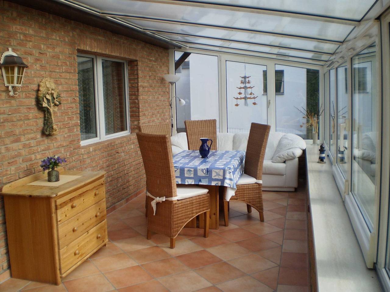 Ganze Ferienwohnung, Ferienhaus mit Wintergarten - 3-Raum-Ferienhaus mit Wintergarten 4 Erw.+1 Baby in Graal-Müritz, Rostock und Umgebung