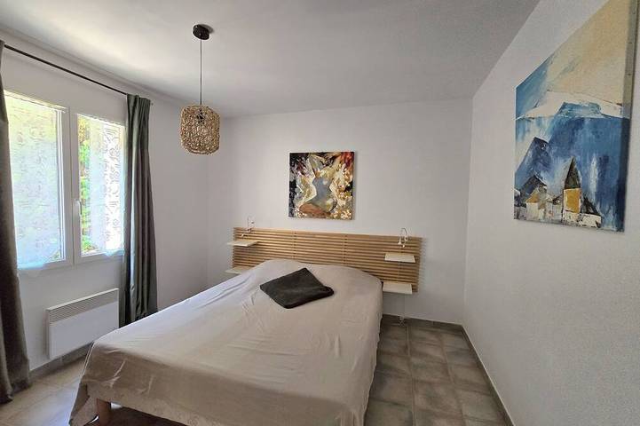 Location de vacances pour 4 personnes, avec terrasse et jardin, animaux acceptés à Entrechaux - 2