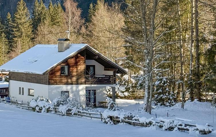 Ferienhaus für 6 Personen, mit Terrasse und Garten in Klagenfurt-Land