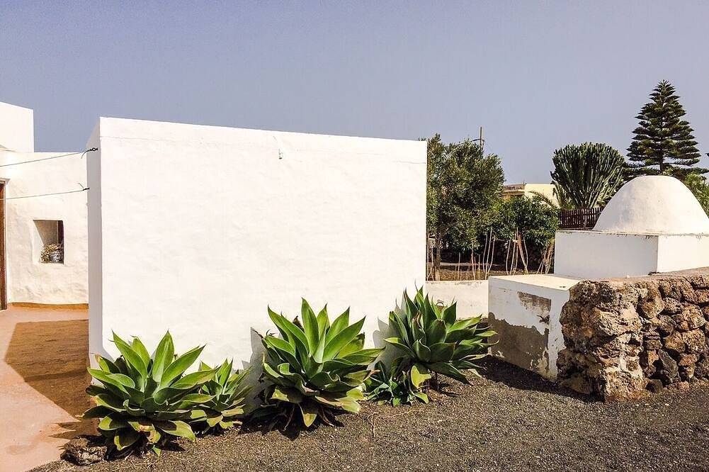 Luxuriöse, typisch kanarische Villa in Villaverde, La Oliva