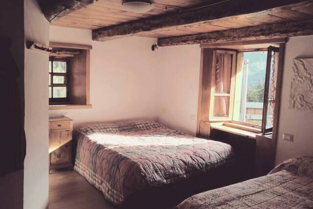 Appartamento intero, Vero Rustico Alpino in Madesimo, Valtellina