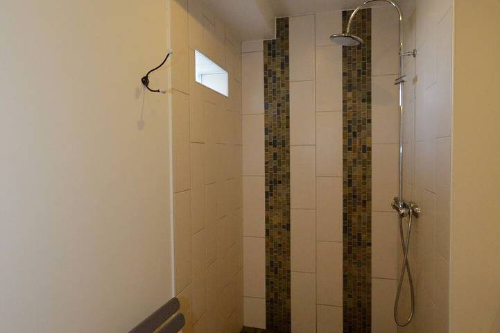 Chalet pour 4 personnes, avec terrasse et jardin ainsi que piscine et jacuzzi dans les Ardennes - 4