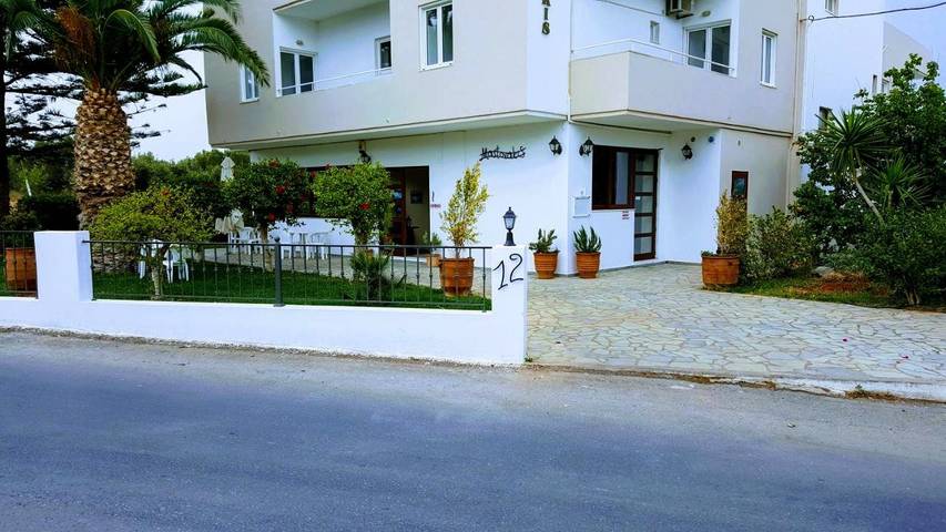 Location de vacances pour 2 personnes, avec piscine et jardin à Chersónissos - 3