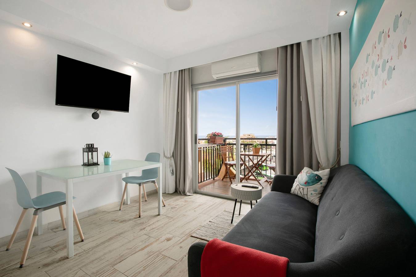 Vacation Home 'Cute Studio In The Sun' with Shared Pool, Balcony and Wi-Fi in Playa Jardin, Puerto de la Cruz
