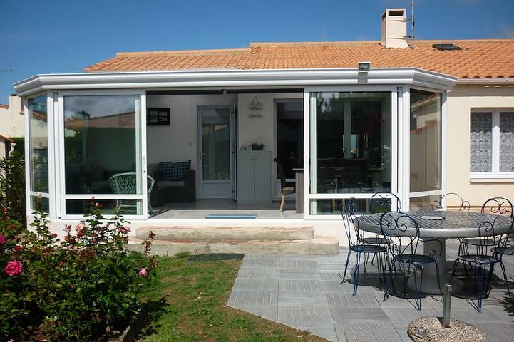 Villa pour 6 personnes, avec jacuzzi ainsi que jardin et balcon à Bretignolles-sur-Mer