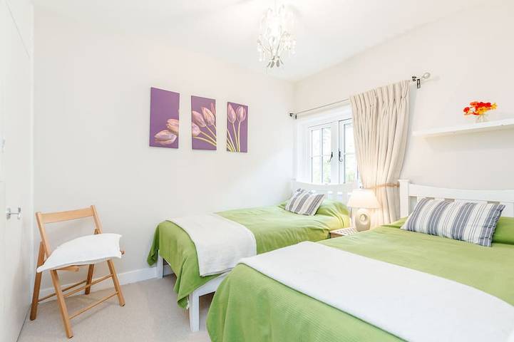 Gîte pour 4 personnes, avec terrasse et jardin à Winchester - 4