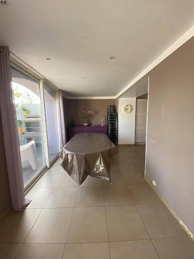 Location de vacances pour 10 personnes, avec piscine ainsi que jacuzzi et jardin, animaux acceptés à Saint-Privat-des-Vieux - 4