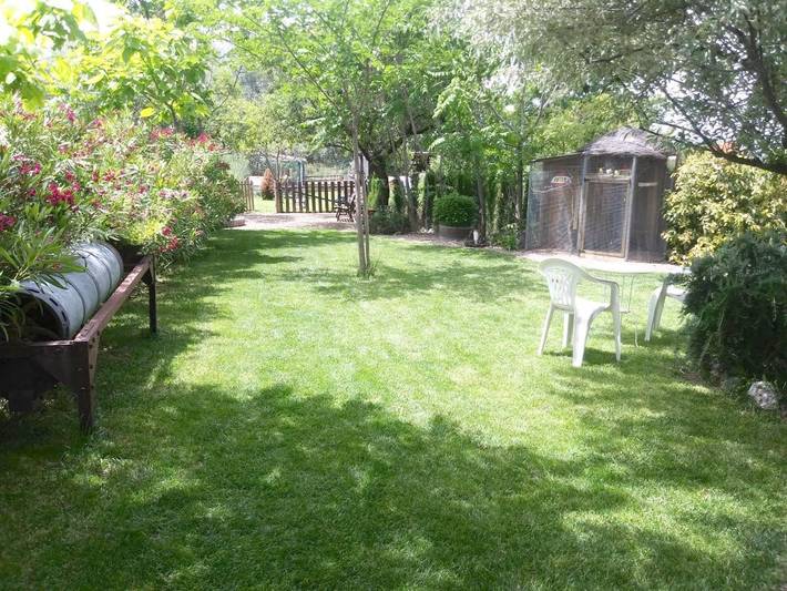 Casa de vacaciones para 12 personas, con terraza además de vistas y jardín en Provincia de Zaragoza - 4