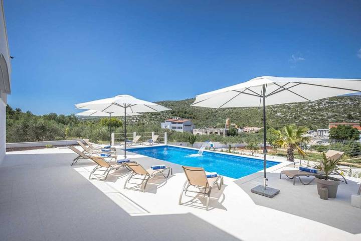 Villa pour 14 personnes avec terrasse in Marina, Split-Dalmatie