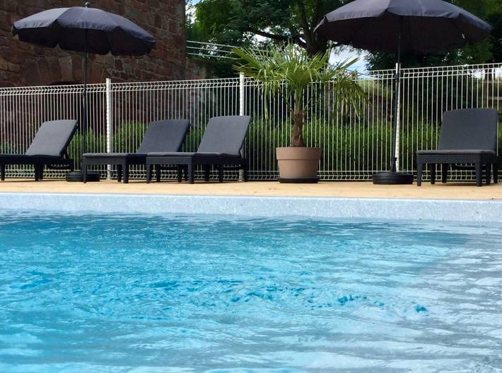 Gîte pour 8 personnes, avec jacuzzi et jardin ainsi que piscine et terrasse, animaux acceptés dans Conques-en-Rouergue - 3